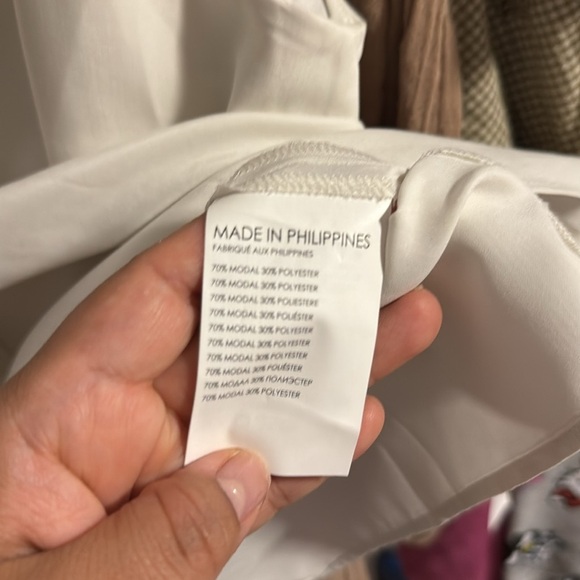 Club Monaco Drape Front Sleeveless Blouse - Picture 7 of 7